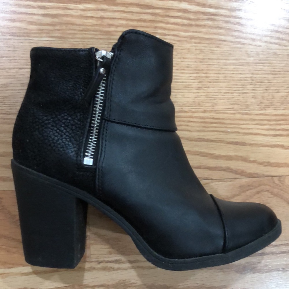 H&M Black Booties - Picture 4 of 7